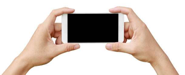 Hold your smartphone horizontally for the best screen mirroring display